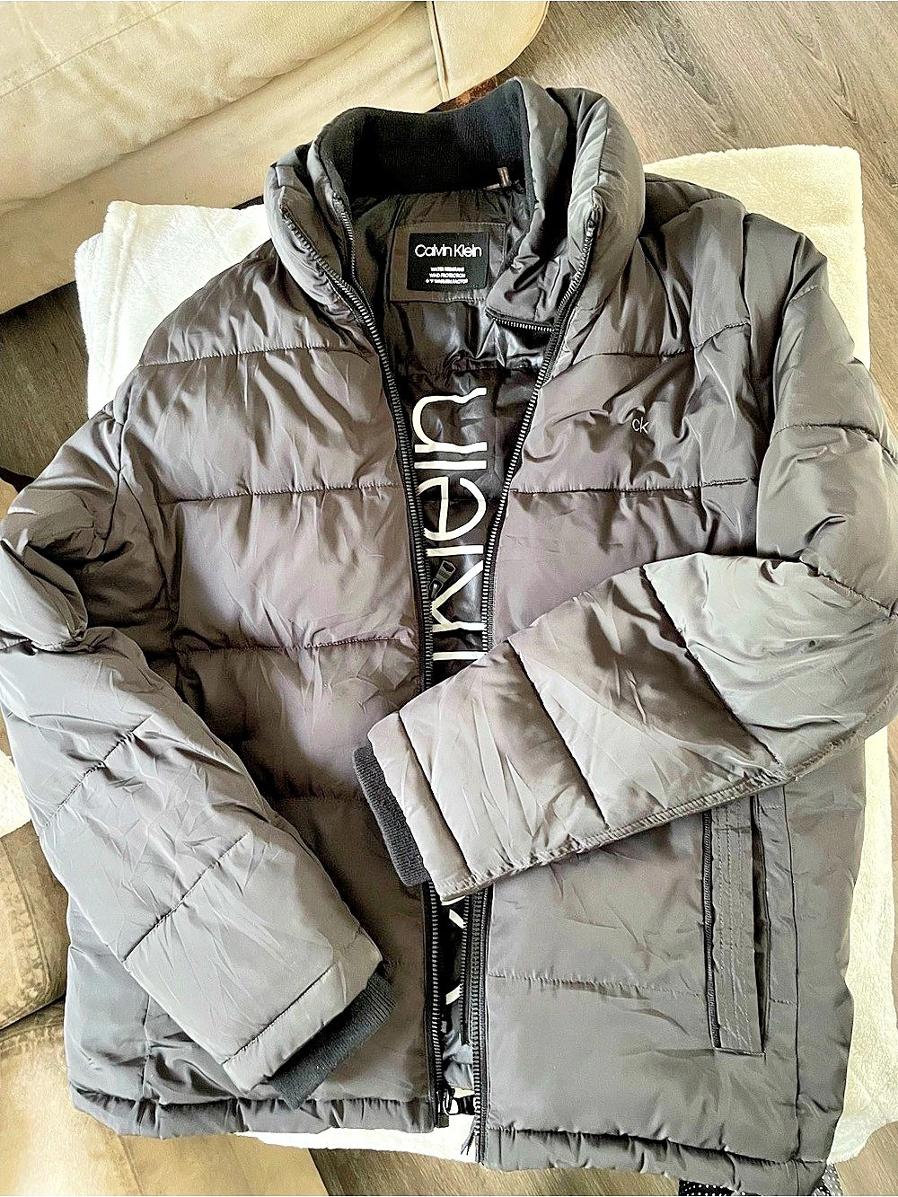 Calvin Klein Men's Gray Puffer Jacket Like New